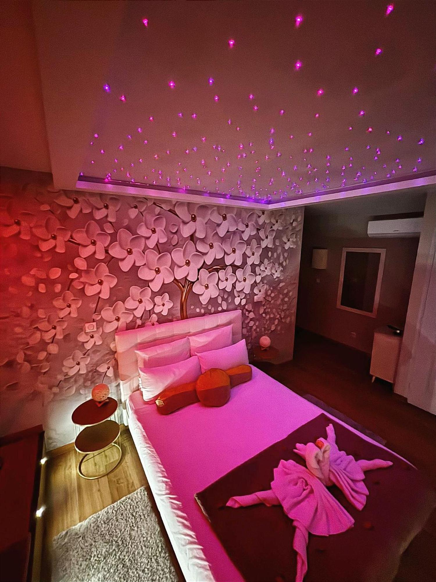 Studio Love Room Spa Baignoire Double La Ciotat Centre Port Exterior photo